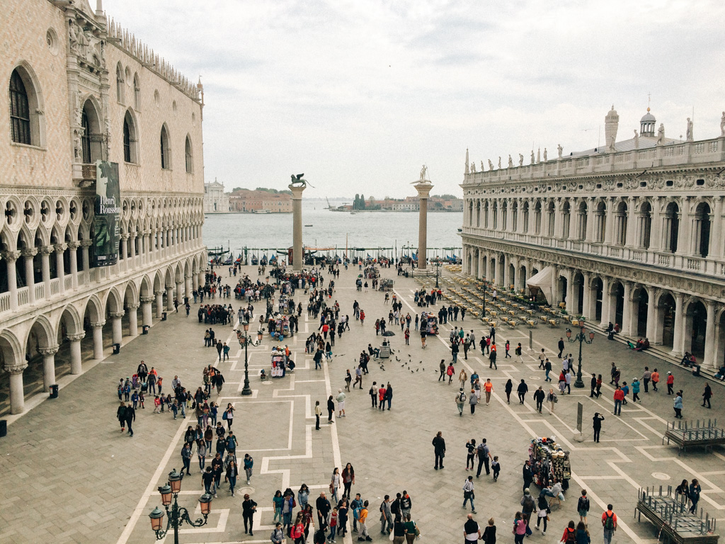 Parte da Piazza San Marco que tem saída para o grande canal.