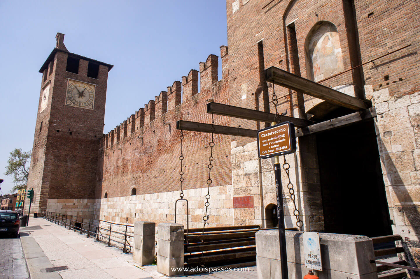 Fachada do Castelvecchio.